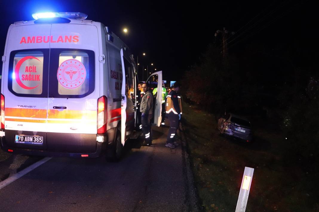 Karaman'da otomobiller çarpıştı: 4 yaralı 5